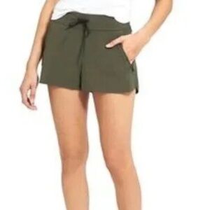 ATHLETA Hudson Board Olive Green Athletic Shorts Sz 4